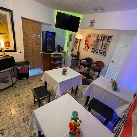 Habitacion Centrica Calle 8 Miami  Esterno foto
