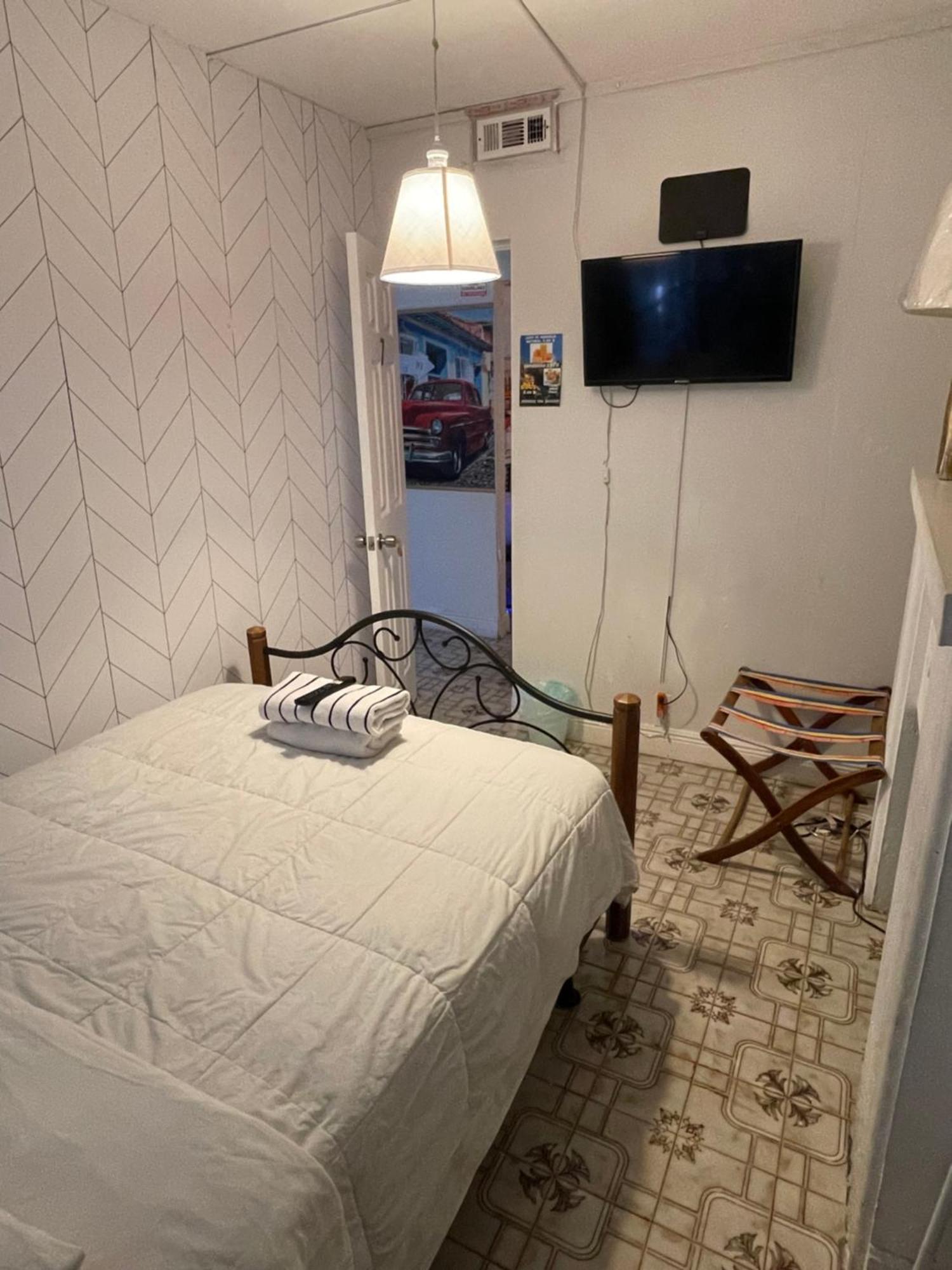 Habitacion Centrica Calle 8 Miami  Esterno foto